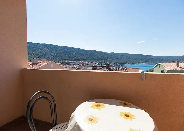 Anton Apartment Cres